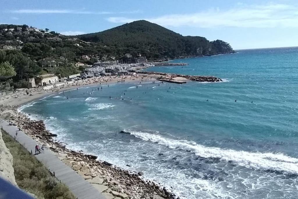 Saint Cyr-Sur-Mer La Madrague Les Aigues Marines Exterior photo